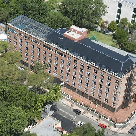 Ramada By Wyndham Buenos Aires Hotel Vicente López Eksteriør billede