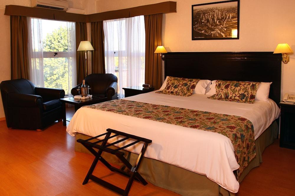 Ramada By Wyndham Buenos Aires Hotel Vicente López Eksteriør billede