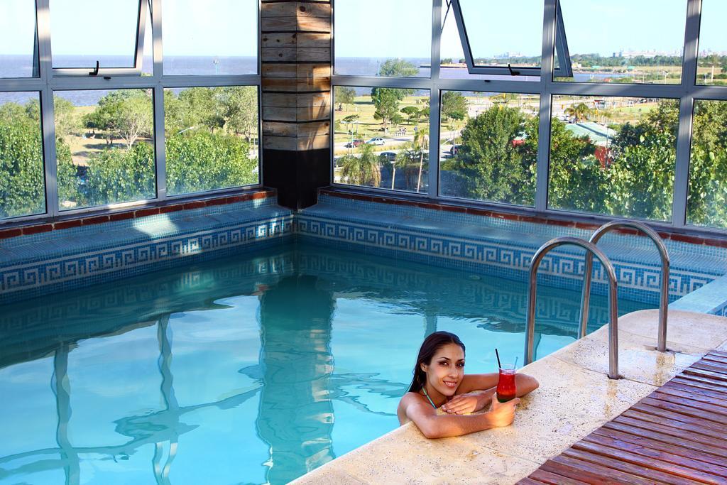 Ramada By Wyndham Buenos Aires Hotel Vicente López Eksteriør billede
