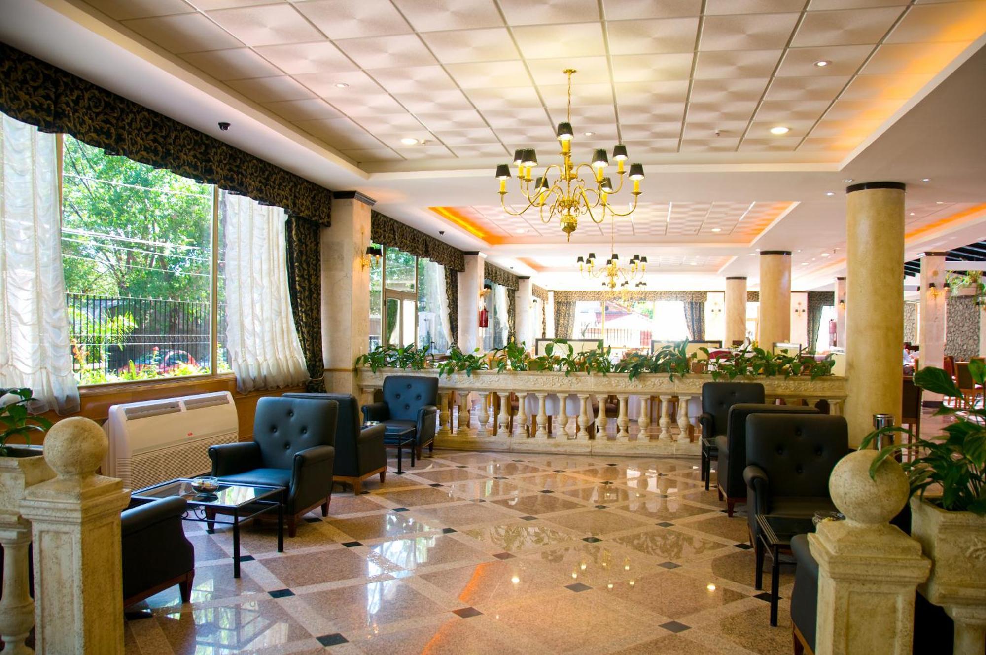 Ramada By Wyndham Buenos Aires Hotel Vicente López Eksteriør billede