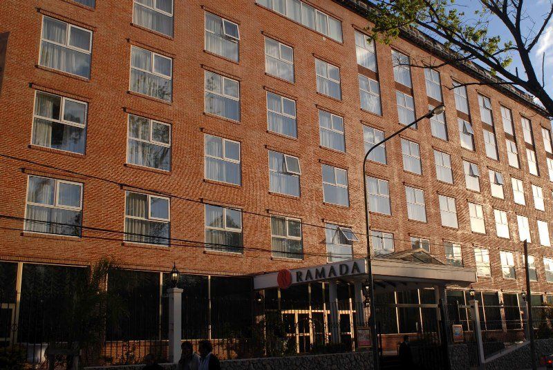 Ramada By Wyndham Buenos Aires Hotel Vicente López Eksteriør billede