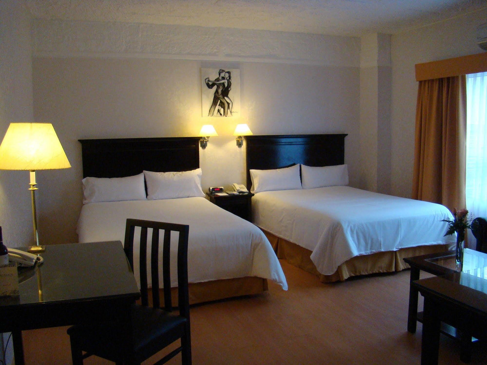 Ramada By Wyndham Buenos Aires Hotel Vicente López Eksteriør billede