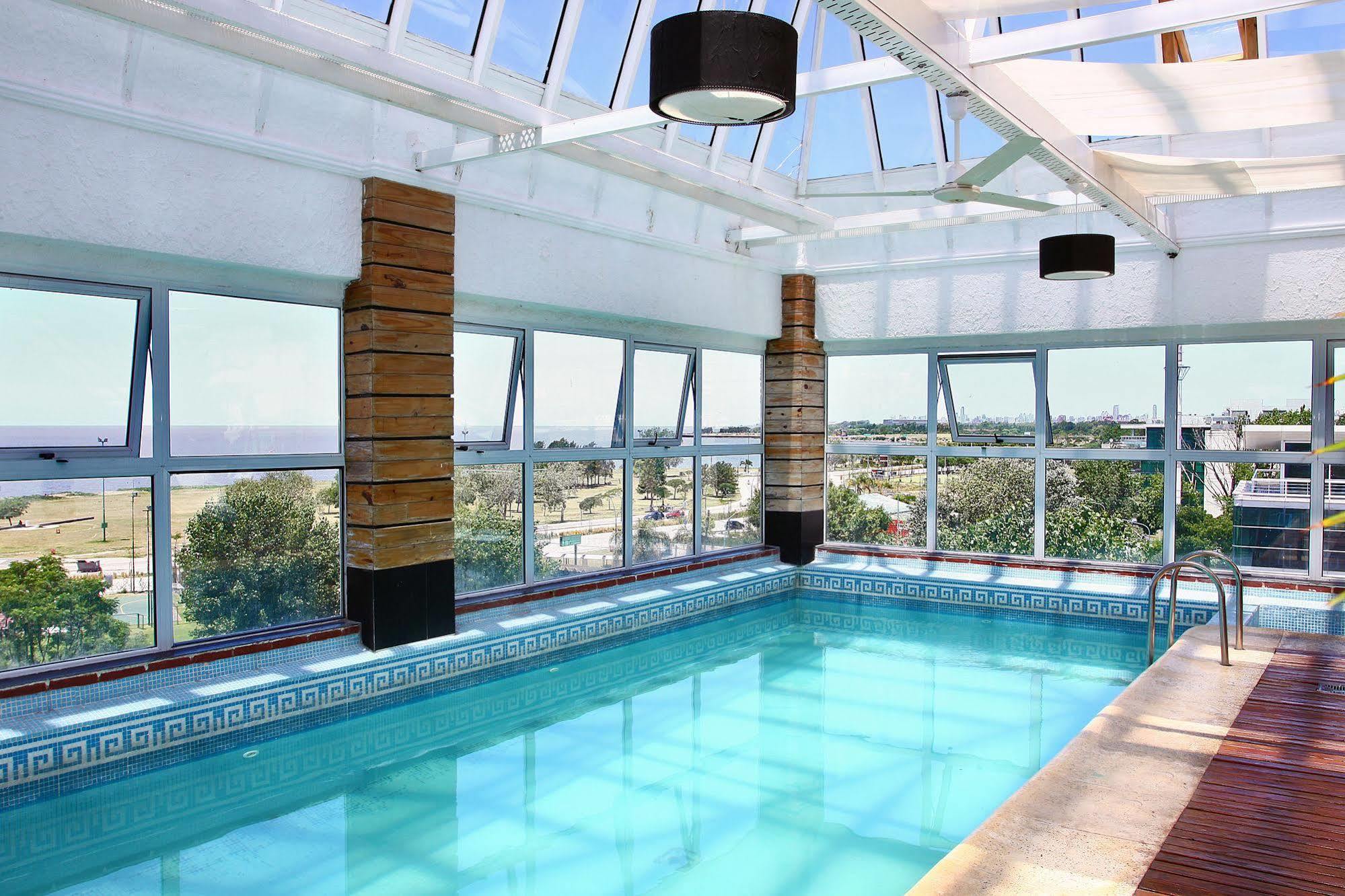 Ramada By Wyndham Buenos Aires Hotel Vicente López Eksteriør billede