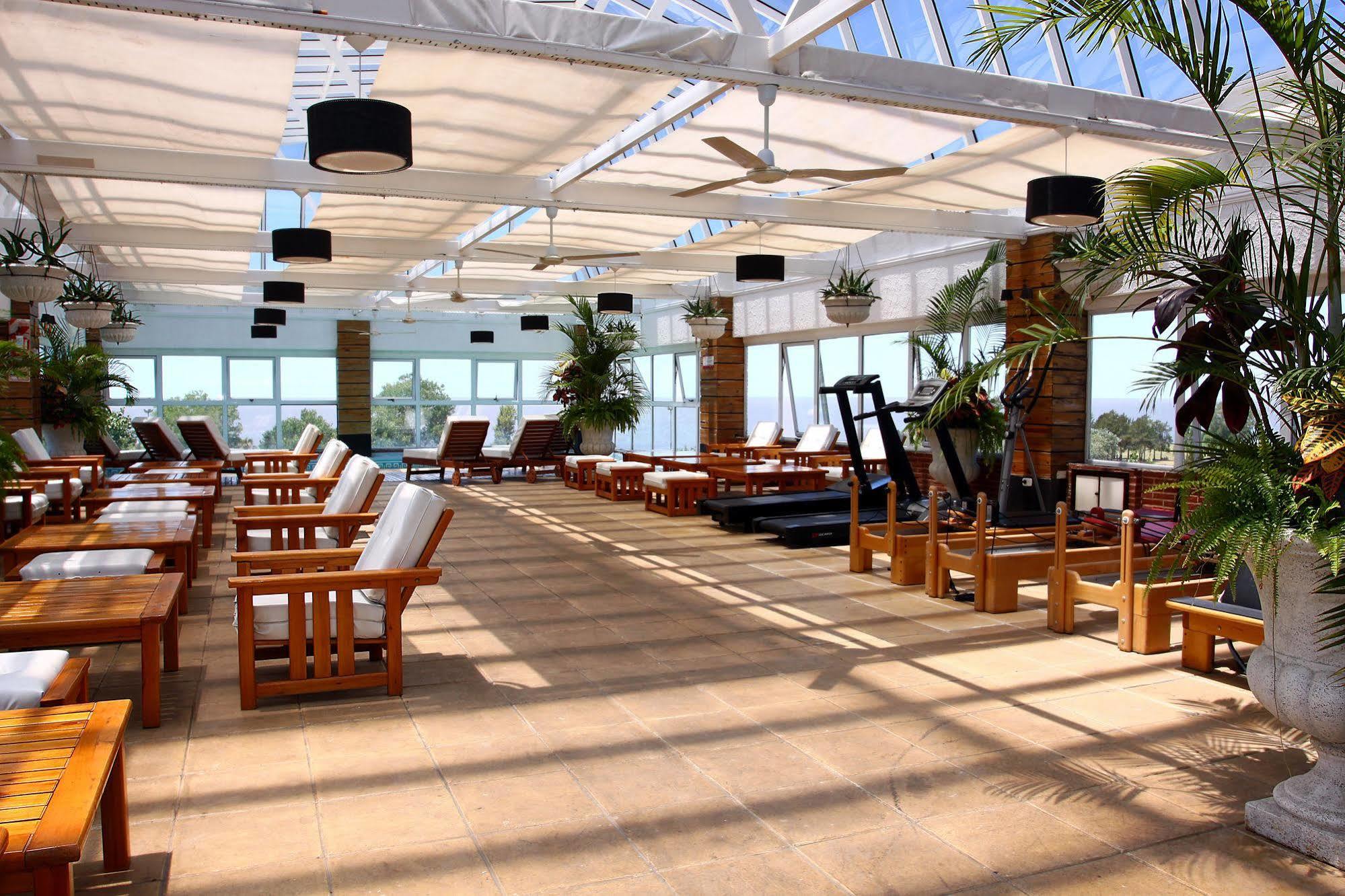 Ramada By Wyndham Buenos Aires Hotel Vicente López Eksteriør billede