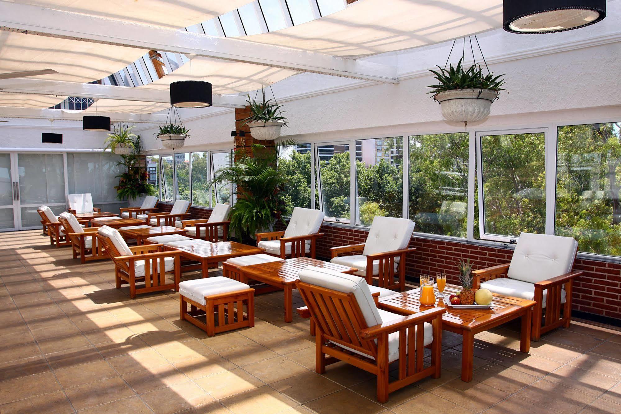 Ramada By Wyndham Buenos Aires Hotel Vicente López Eksteriør billede