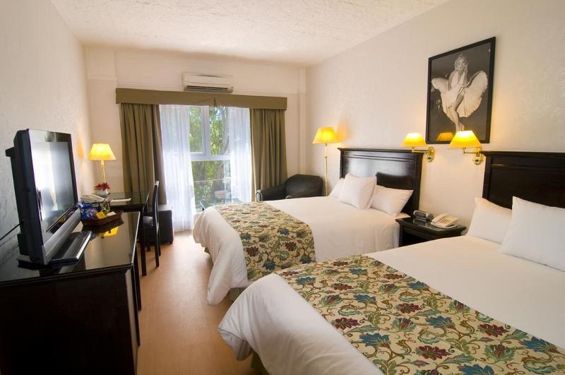 Ramada By Wyndham Buenos Aires Hotel Vicente López Eksteriør billede